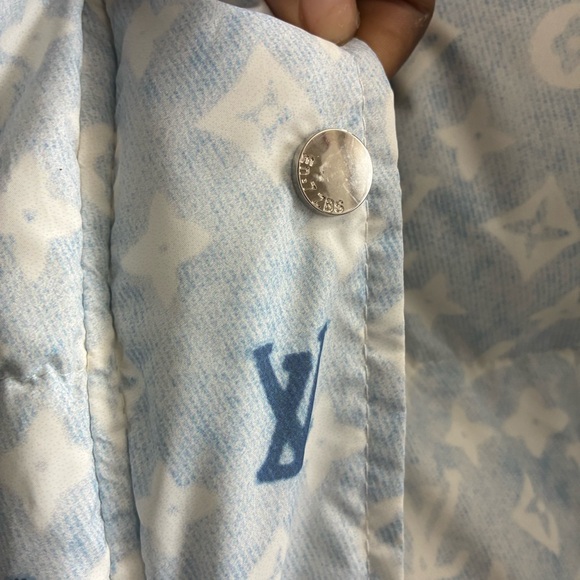 Louis Vuitton Monogram Puffer Jacket w/ Detachable Hood - Picture 10 of 14